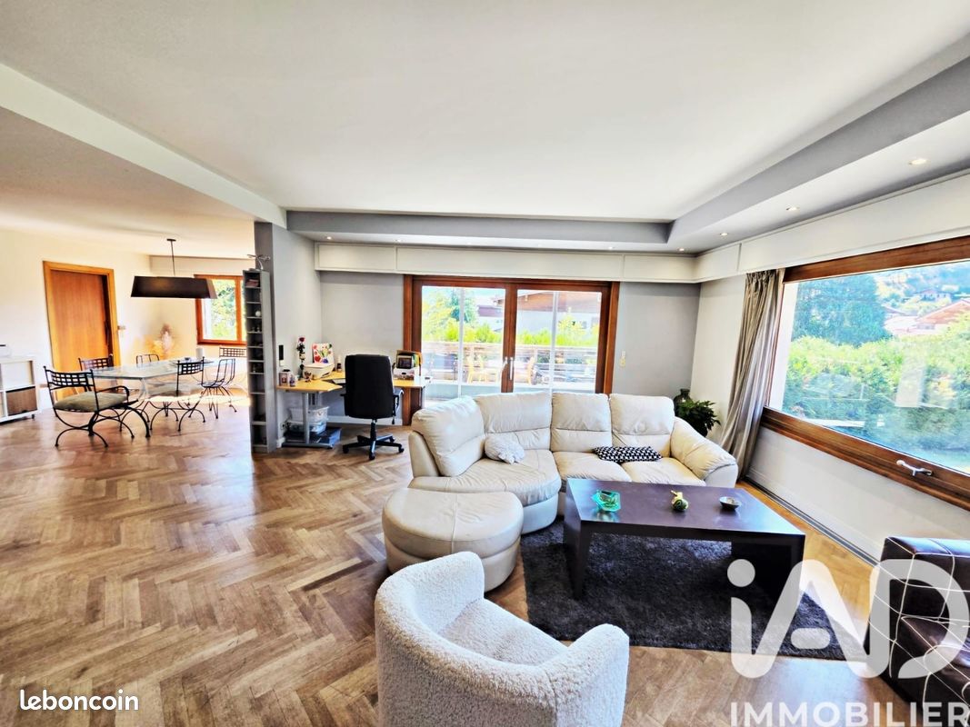 Maison 7 pièces 307 m² · à Sallanches · 307 m² · 665 000 €