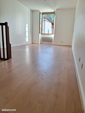 Appartement T2 St Etienne de St Geoirs