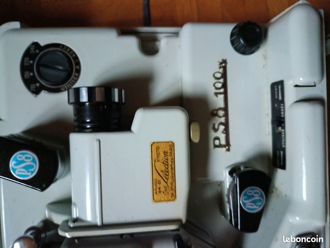 ② Projecteurs 8 et Super 8 d'Occasion à Découvrir