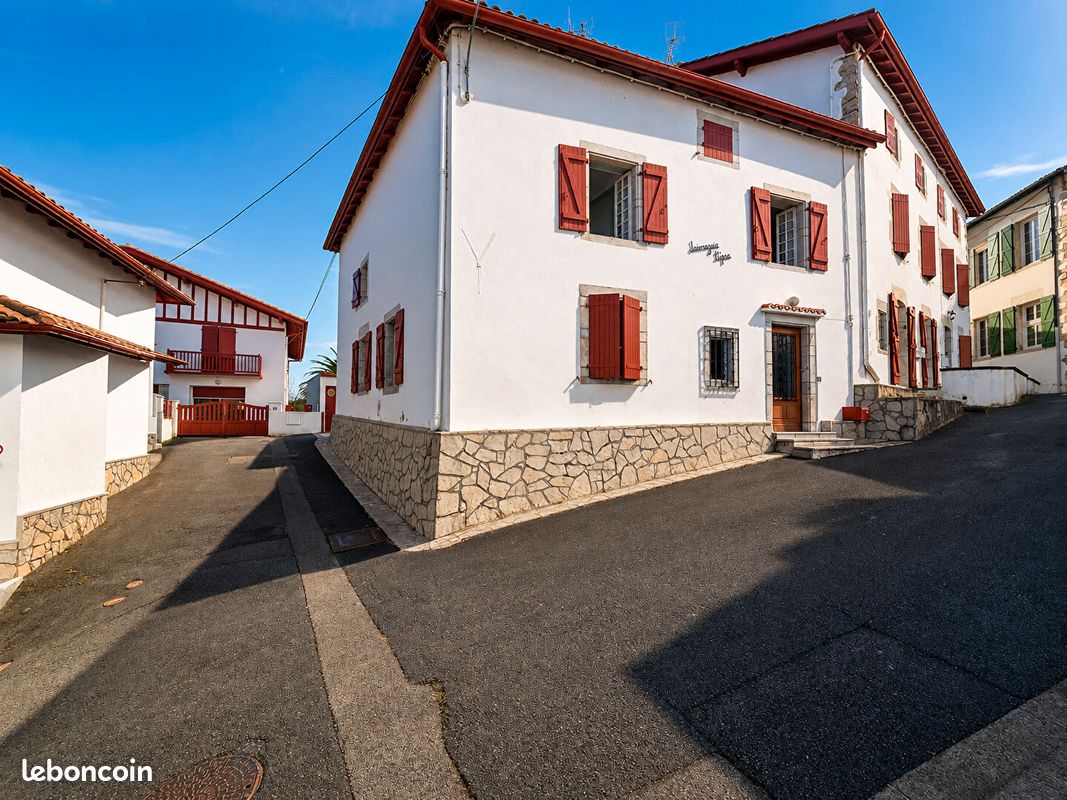 Maison 5 pièces 131 m² · à Briscous · 131 m² · 349 000 €