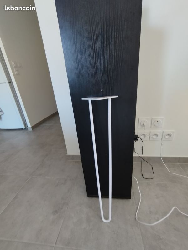 Pieds de table forme épingle à cheveux neufs (image 1)