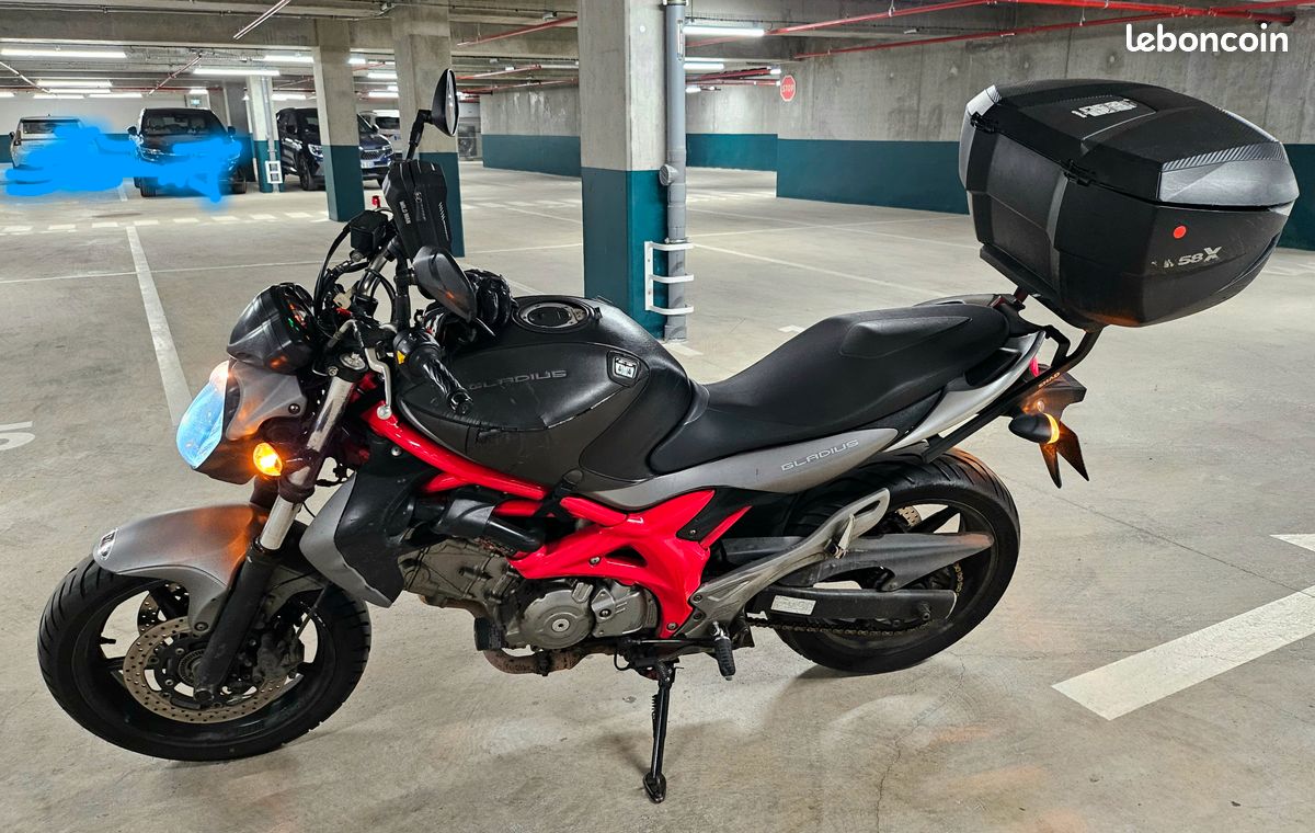 Moto Suzuki Gladius 650 ABS- Permis A2 (image 2)