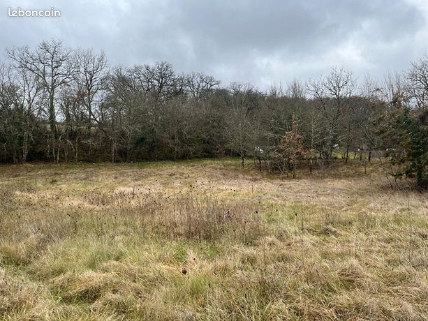 Terrain 2055 m² Béduer