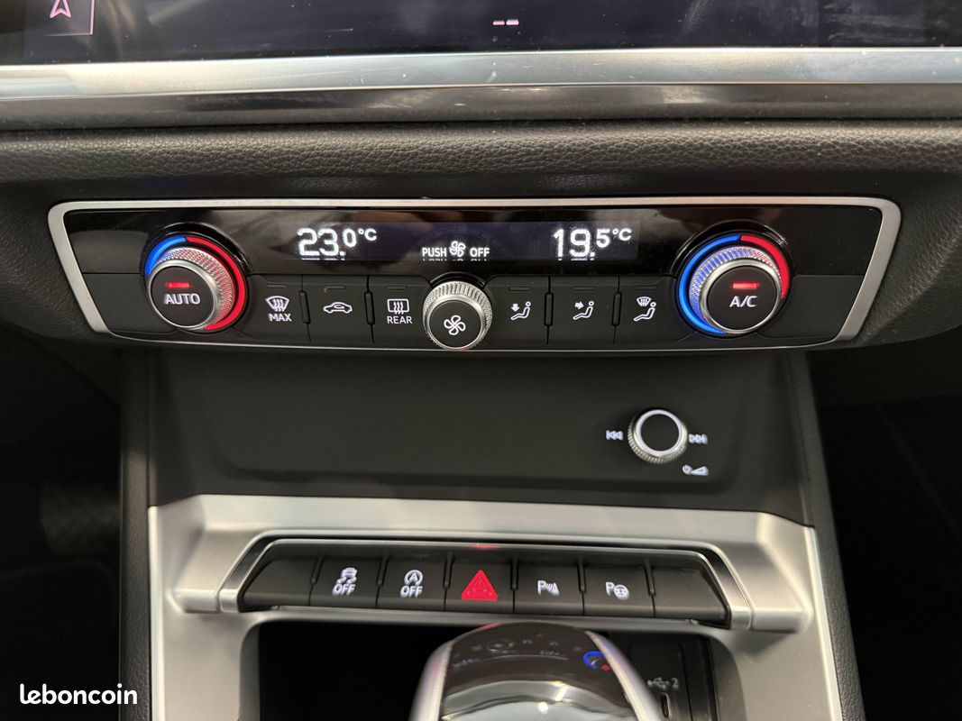 AUDI Q3 35 TDI 150 ch S tronic 7 Design (image 27)