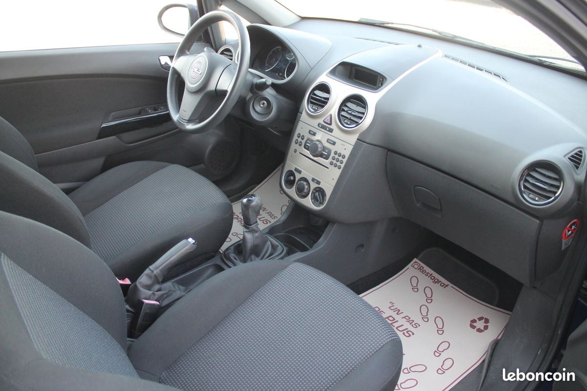 Opel Corsa D 1.2 i 16V 80cv 1ère Main Essentia (image 5)