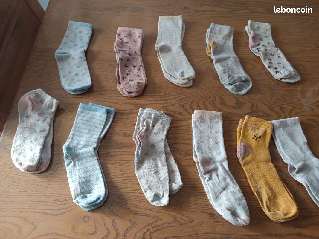 Lot de 11 paires de chaussettes filles 31-34 différents motifs (image 3)