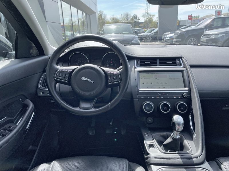 Jaguar E-Pace 2.0D 150ch S (image 8)