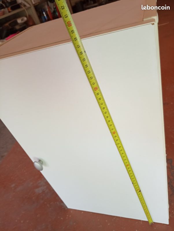 Placard une porte à suspendre (image 1)