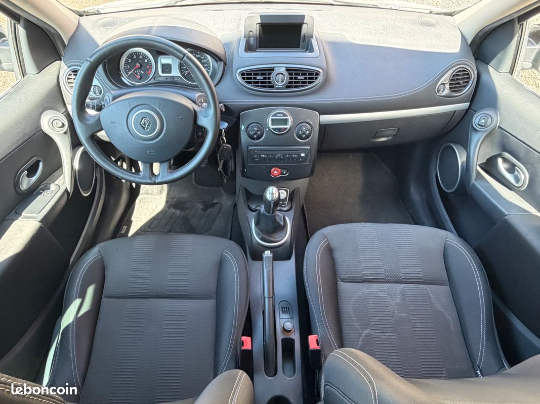 RENAULT CLIO 20TH 1.2 75cv (image 4)