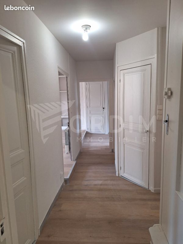 Appartement 3 pièces 60 m² · à Saint-Fargeau · 60 m² · 500 €/mois