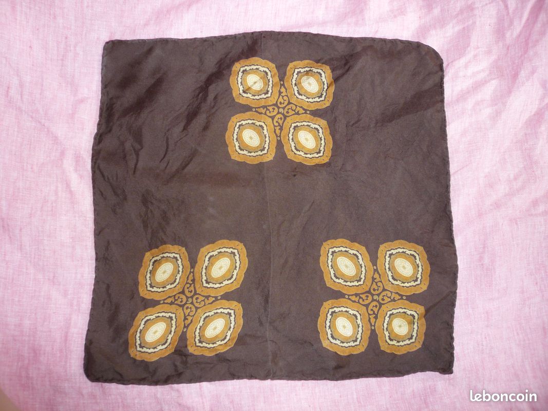 Pochette marron-orange pour costume 70's (image 2)