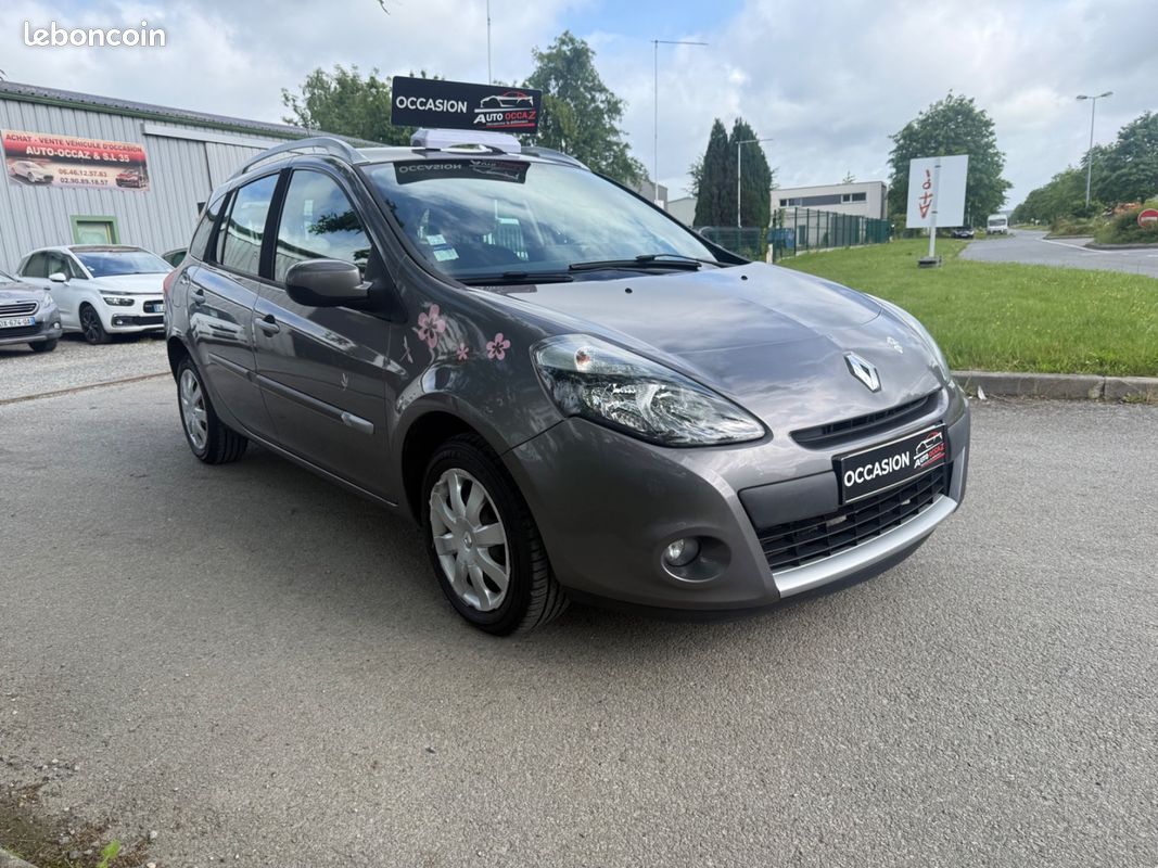 Renault CLIO III ESTATE 1.5 dci 70 cv Authentique (image 1)
