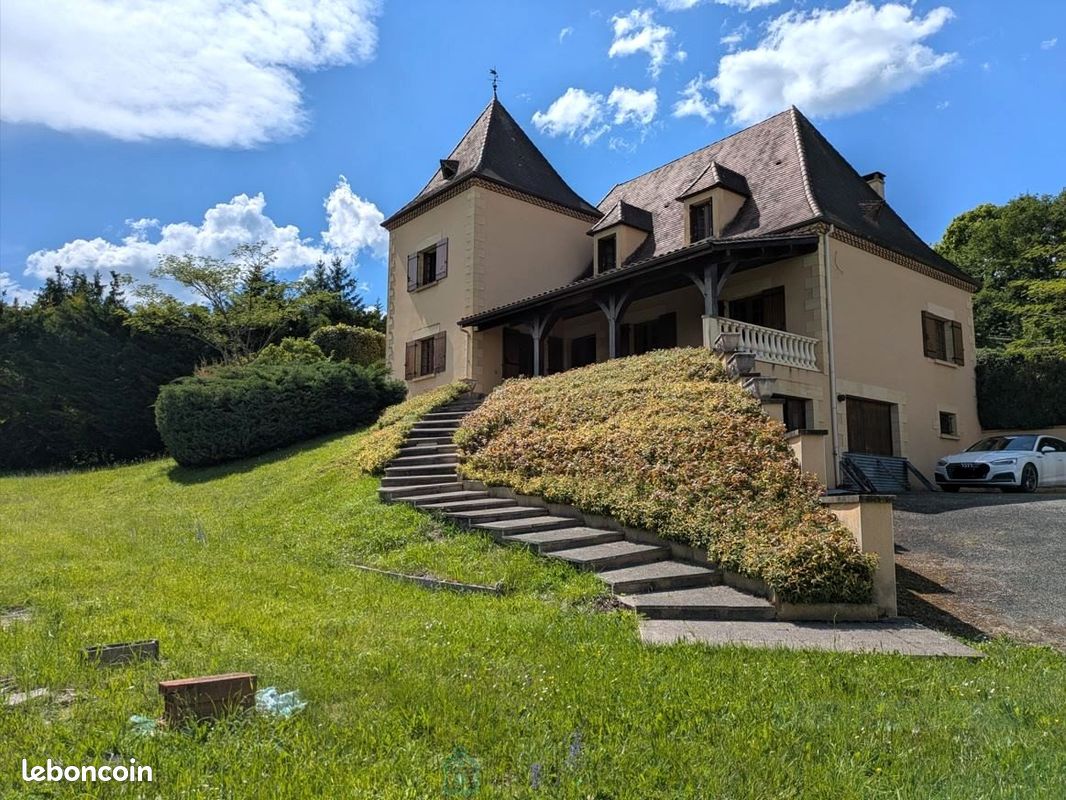 Maison 6 pièces 174 m² · à Saint-Cyprien · 174 m² · 355 000 €
