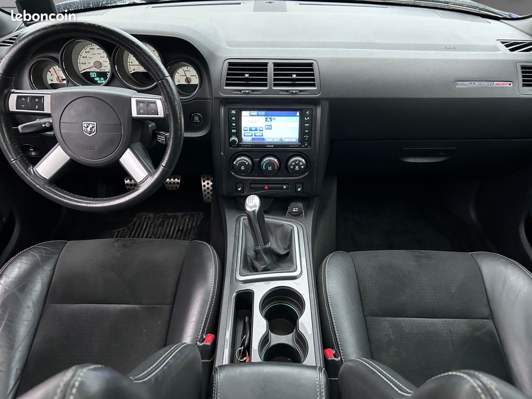 DODGE CHALLENGER 6.1 V8 431 SRT8 BVM - Caméra de recul - Garantie 12 mois (image 2)