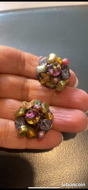 Boucles D'oreilles Vintage REMINISCENCE - Belles Pièces D'occasion - Parfaites Pour Un Look Rétro