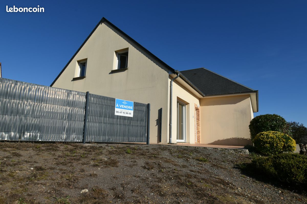 Maison 7 pièces 105 m² · à Domfront en Poiraie · 105 m² · 182 750 €