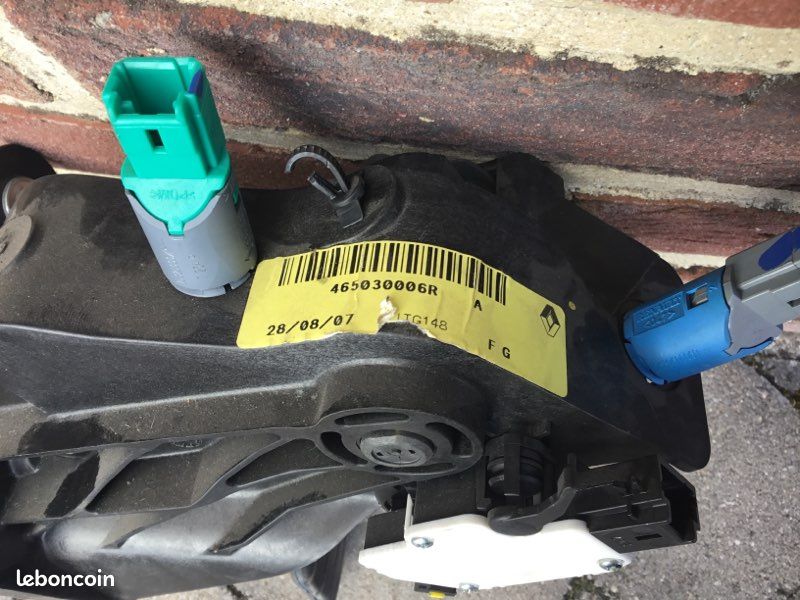 Pédale d embrayage Renault laguna 3 2l dci 150 cv… (image 2)