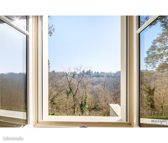 Maison 4 pièces 135 m² · à Charbonnières-les-Bains · 135 m² · 699 000 €