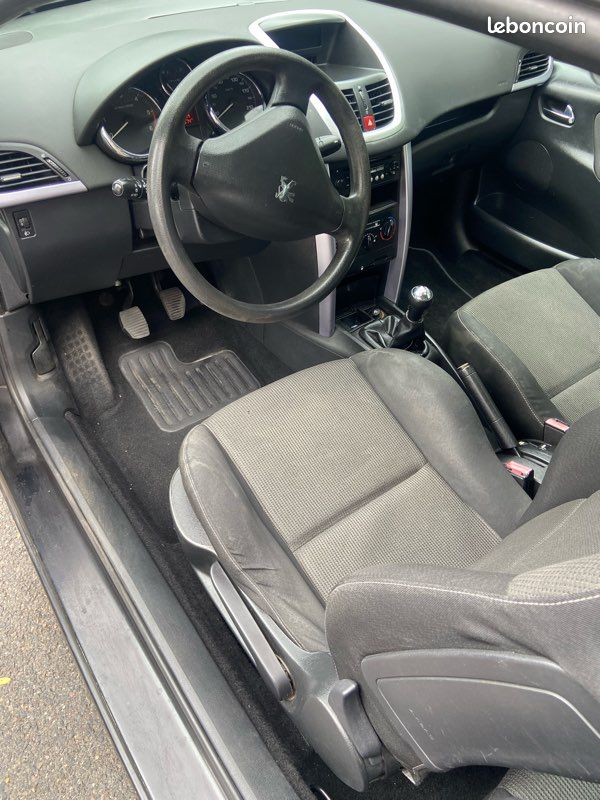Peugeot 207 CC Cabriolet 1,6 HDI Sport Pack avec changement moteur embrayage distribution contrôle CT Ok (image 5)