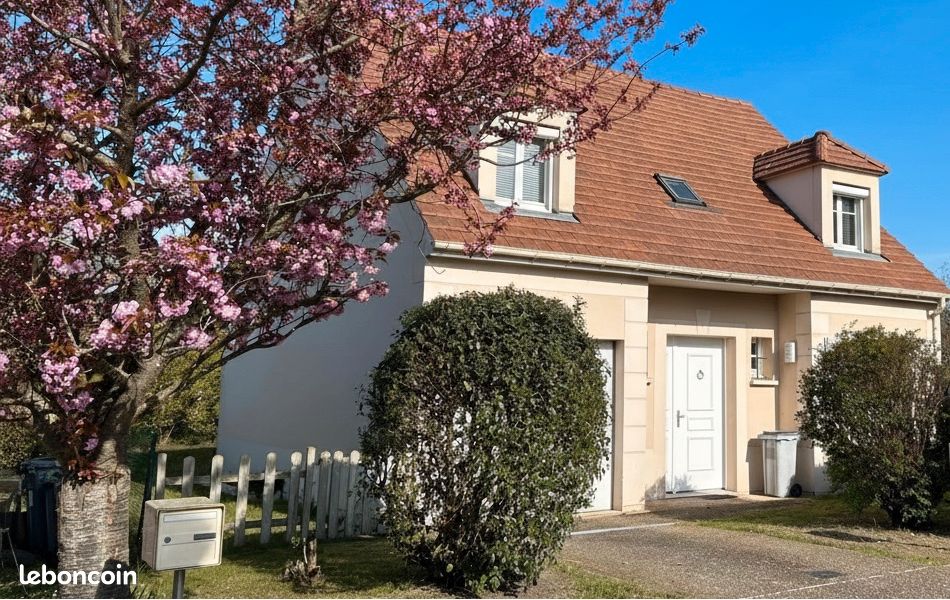 Maison 6 pièces 104 m² · à Linas · 104 m² · 349 000 €