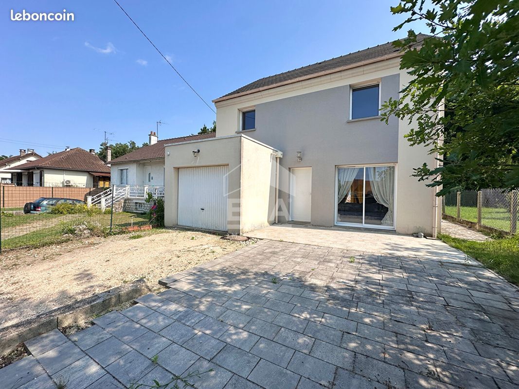 Maison 5 pièces 93 m² · à Nemours · 93 m² · 233 000 €