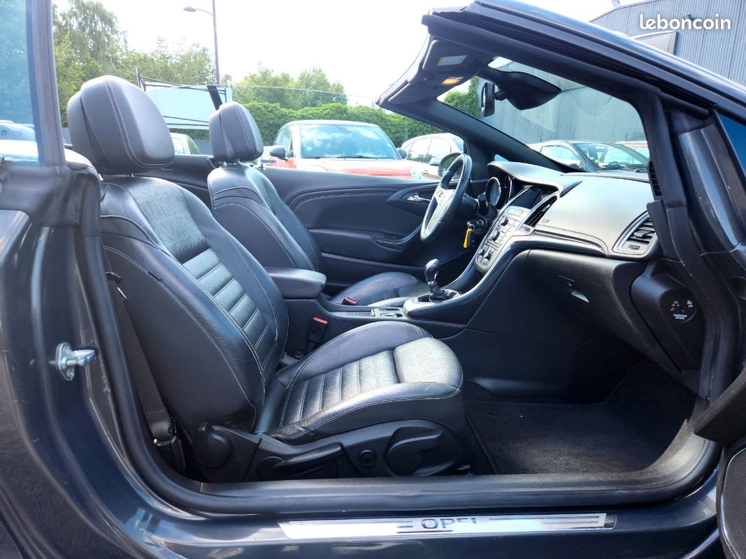 Opel cascada 1.4 turbo 140cv cosmo pack 1ere main 159000 kms (image 8)