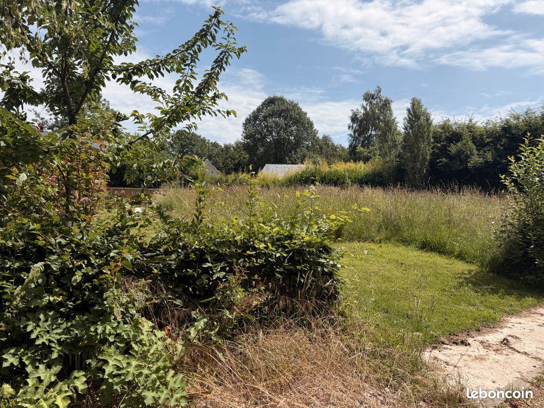 Terrain a batir · à Saint-Jacques-sur-Darnétal · 125 000 €