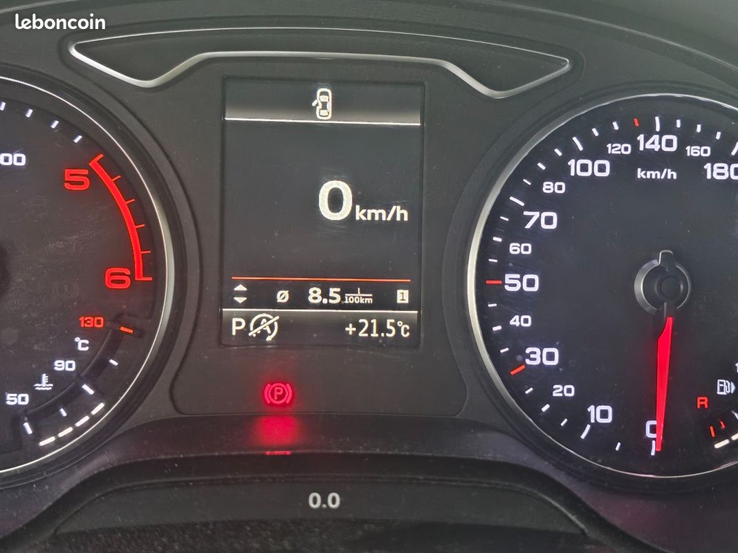 Audi A3 CABRIOLET Sportback S line 184ch quattro S-tronic / régulateur de vitesse auto adaptatif / siege chauffant /drive slect / climatisation bi-zone / feux automatique (image 33)