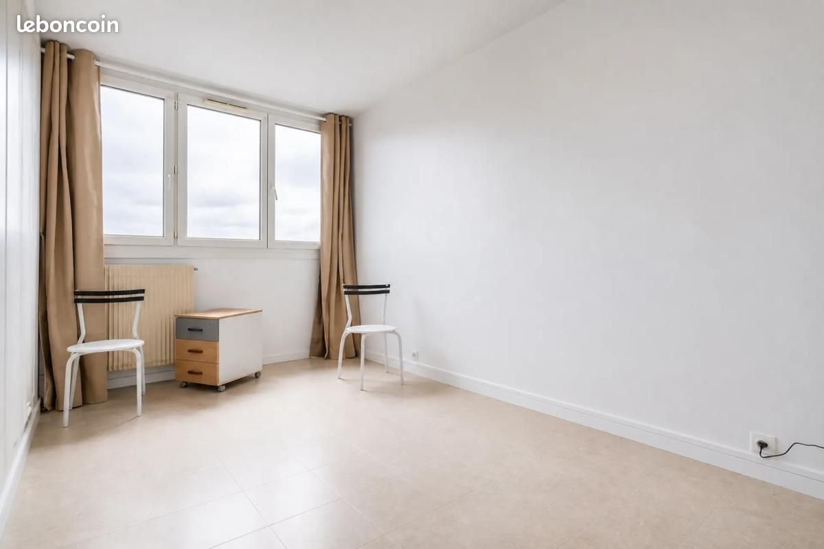 Appartement 4 pièces 77 m² · à Trappes · 77 m² · 175 000 €