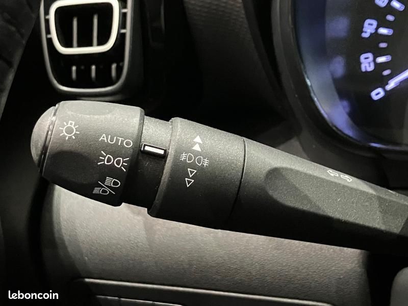 Citroen C3 Aircross Essence 110 C-Series GPS Radar Recul Clim Auto 1ère main (image 23)
