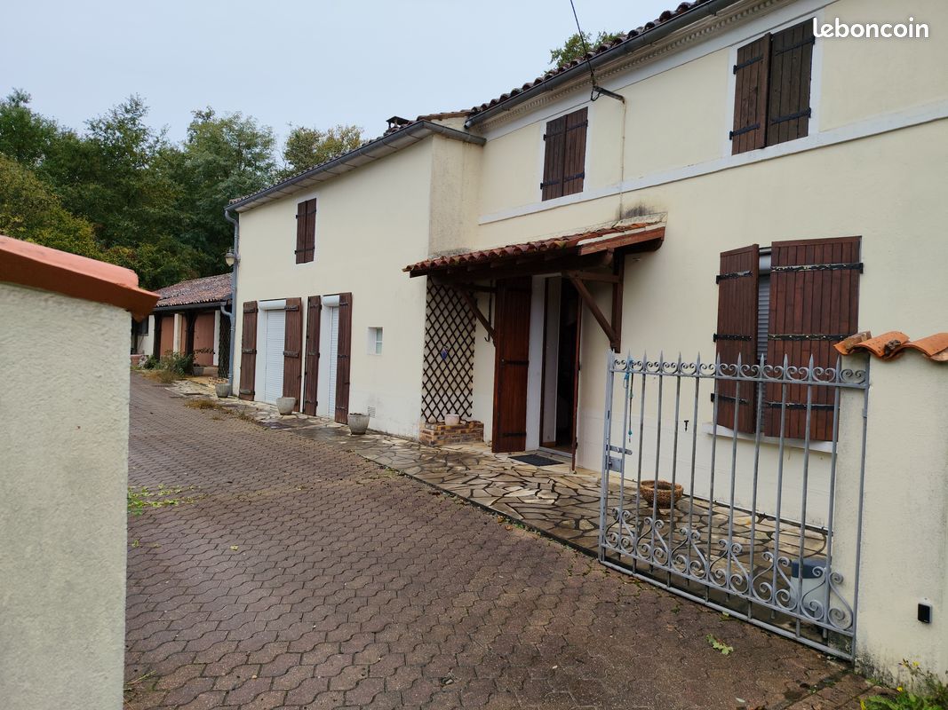 Maison 6 pièces 120 m² · à Val-de-Cognac · 120 m² · 150 000 €
