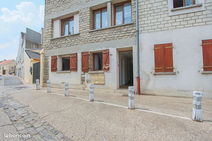 Studio 1 pièce 31 m²