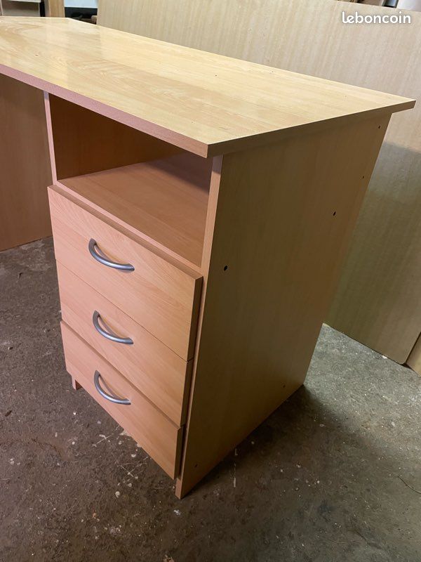 Bureau 1,20 avec tiroir (image 2)