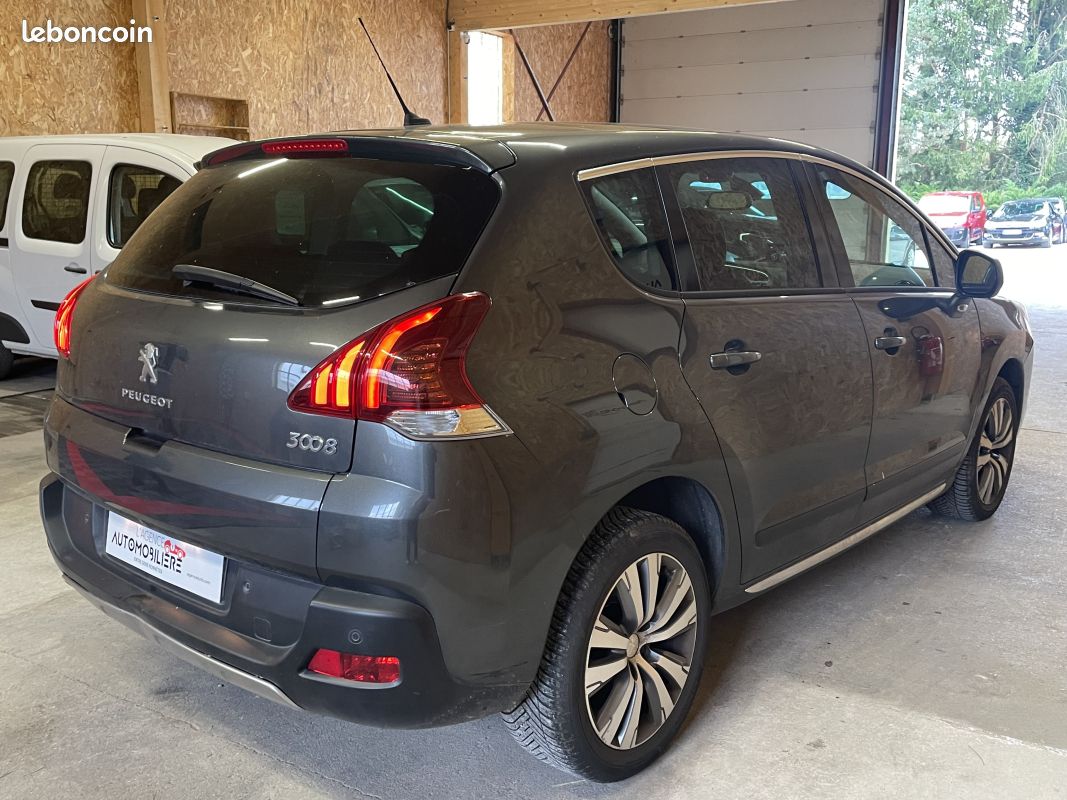 PEUGEOT 3008 1.6 THP 155 ch Allure BA (image 5)