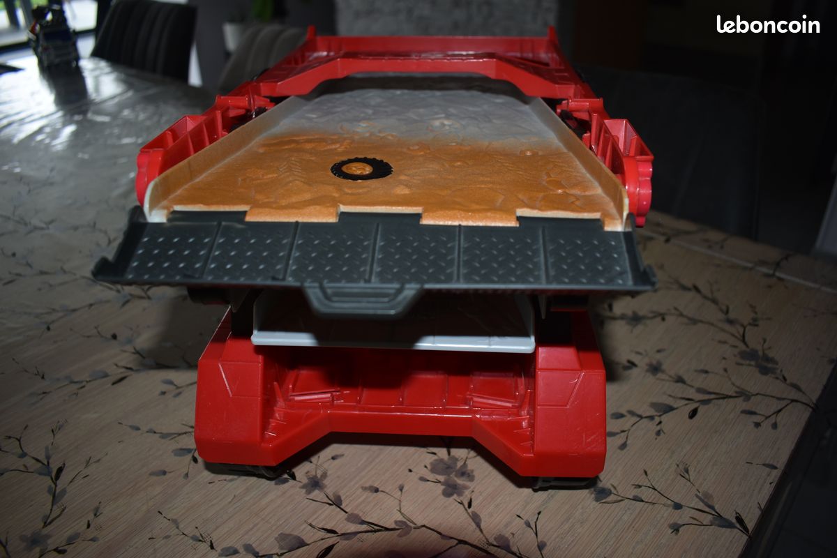 Camion piste géante Hot Wheels Monster Trucks (image 4)
