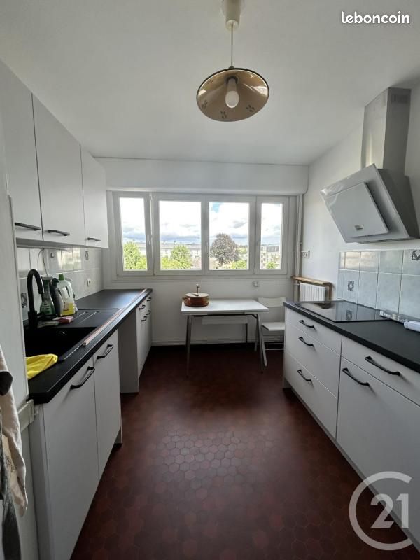 Appartement 3 pièces 62 m² · à Évreux · 62 m² · 750 €