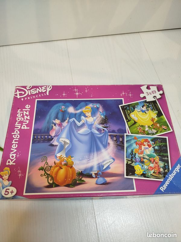 3 puzzles Princesses Disney (image 1)