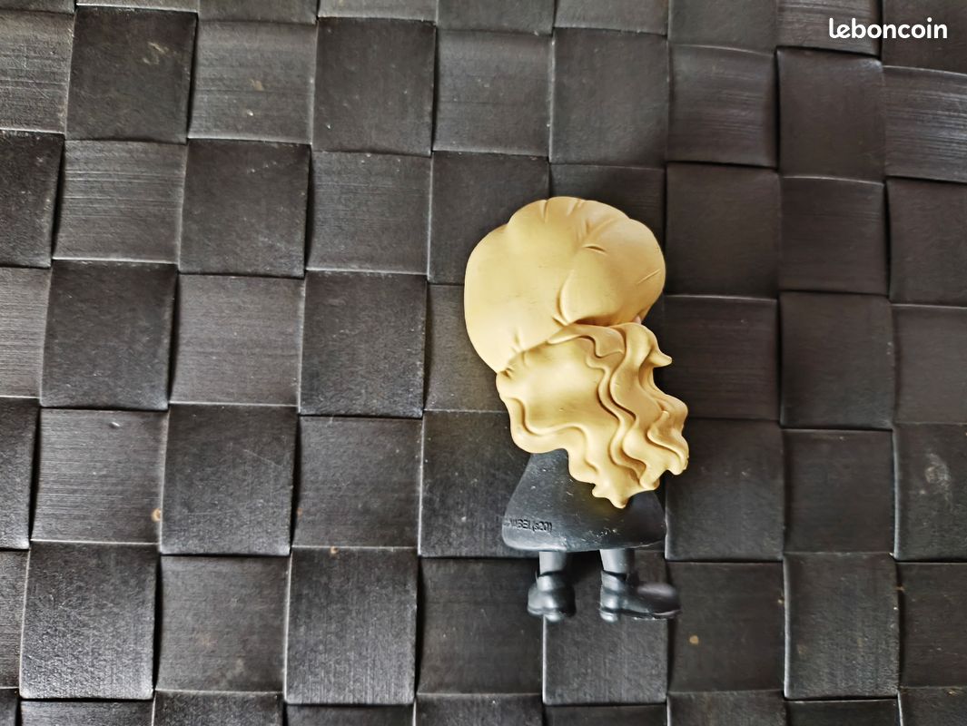 Jeu jouet figurine capsules magiques Harry Potter série 1 - Luna Lovegood (image 2)
