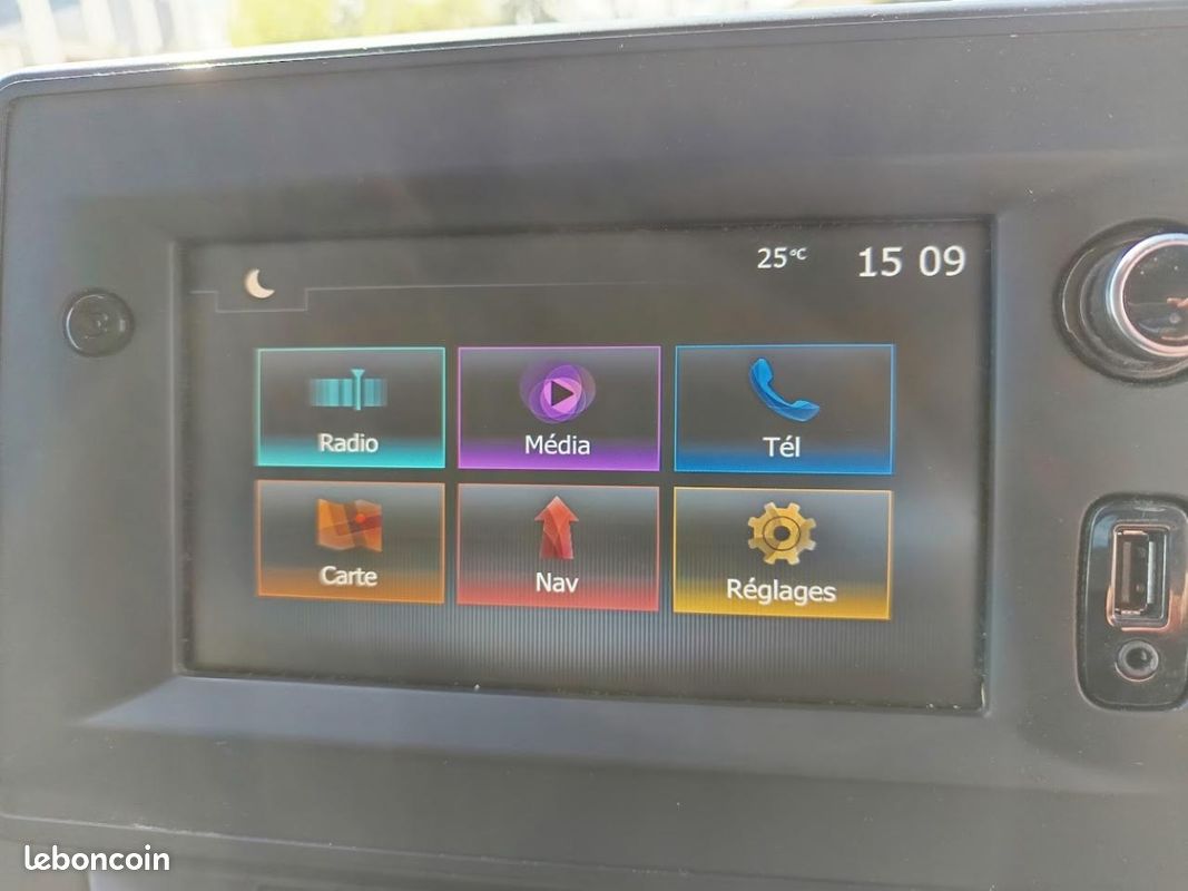 Renault master f3300 l1h1 2.3 dci 135 grand confort (image 4)