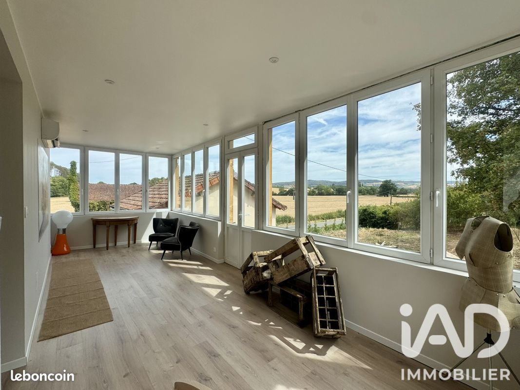 Maison 7 pièces 158 m² · à Ameugny · 158 m² · 350 000 €