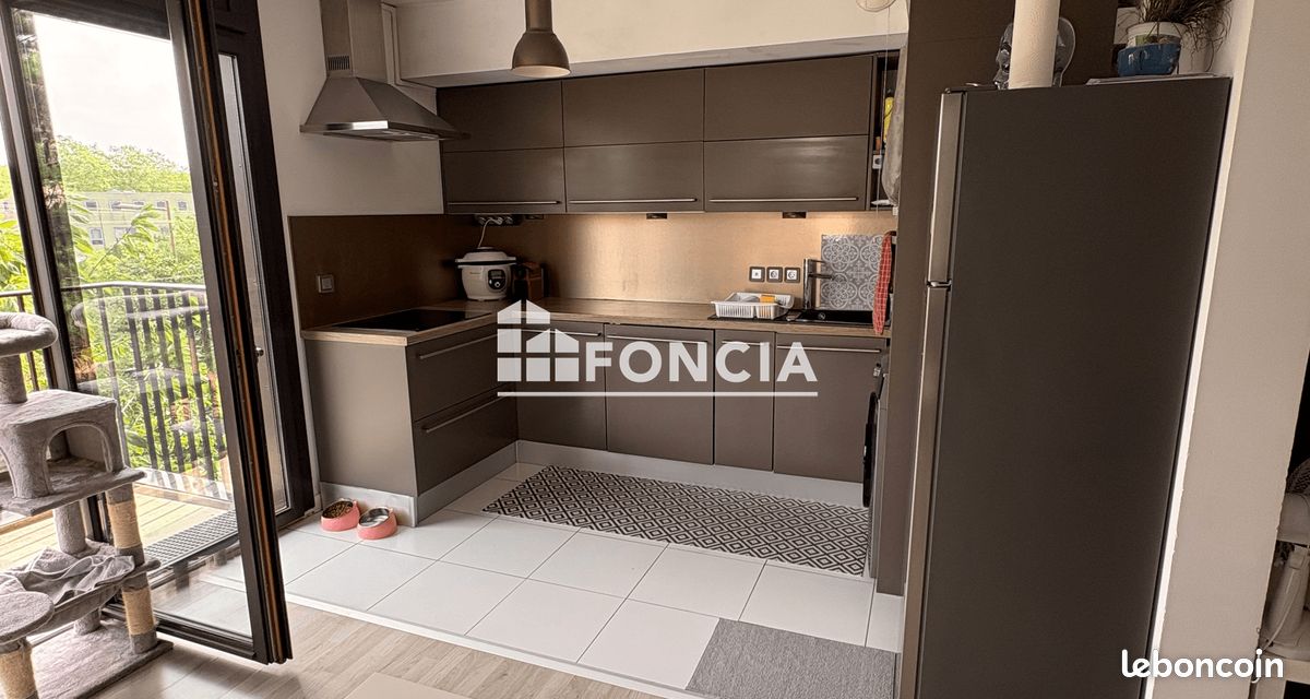 Appartement 4 pièces 80 m² · à Ris-Orangis · 80 m² · 1 240 €