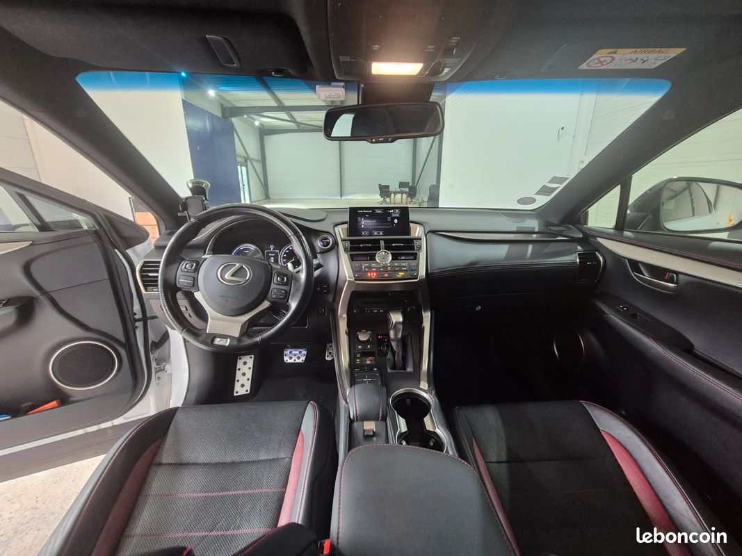 LEXUS NX 2.5 Hybrid 197ch F SPORT - 2016 - 95 000 km - CarPlay - Toit panoramique - Jantes alliage (image 15)