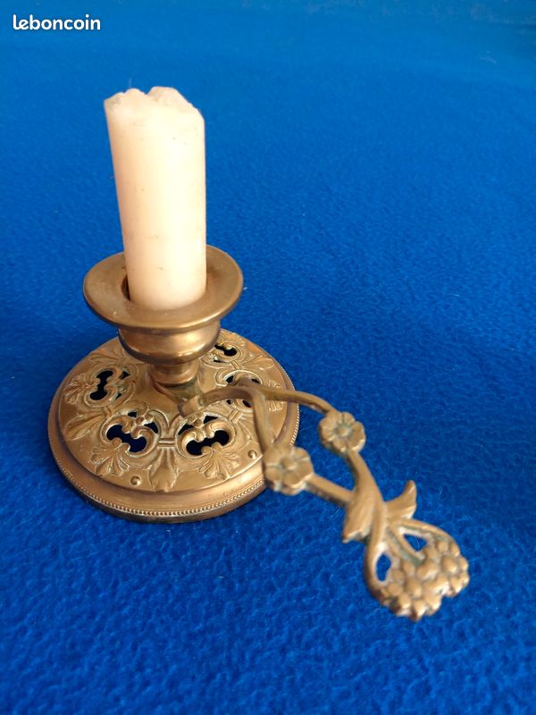2 x très jolis bougeoirs anciens en laiton - Décoration