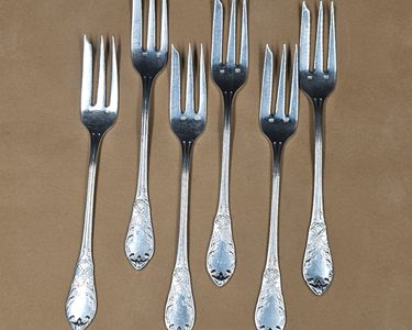 Lot De 12 Fourchettes à Gâteau Anciennes - Métal Doré Et Manche Argent Massif Fourré - Style Restauration