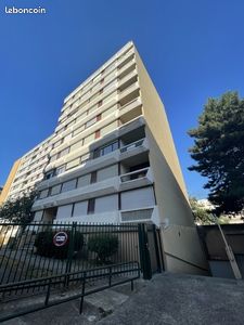 Parking 10 m² · à Lyon · 10 m² · 85 €