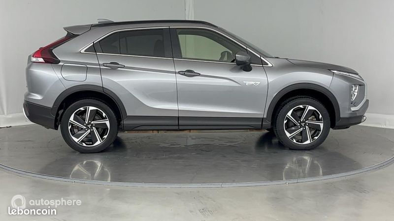 Mitsubishi Eclipse Cross 2.4 MIVEC PHEV 188ch Business 4WD (image 4)