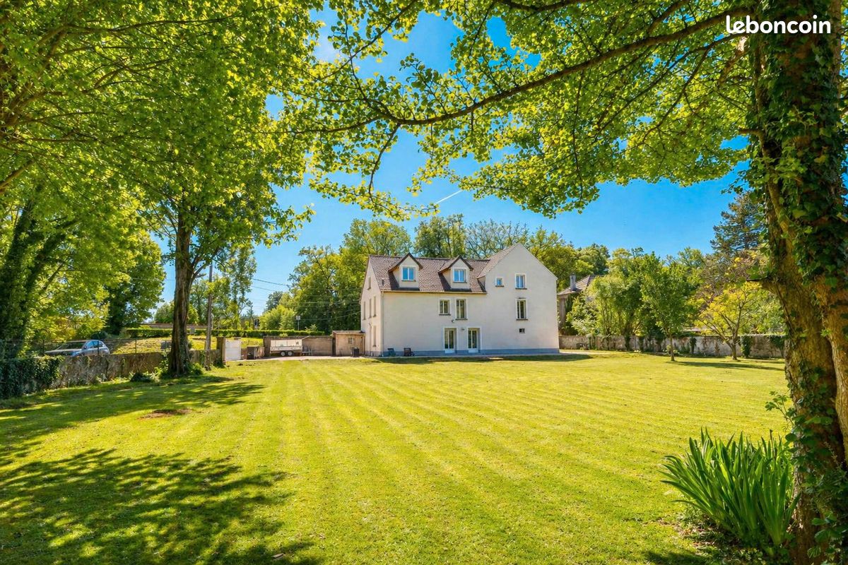 Maison 7 pièces 470 m² · à La Ferté-sous-Jouarre · 470 m² · 479 000 €
