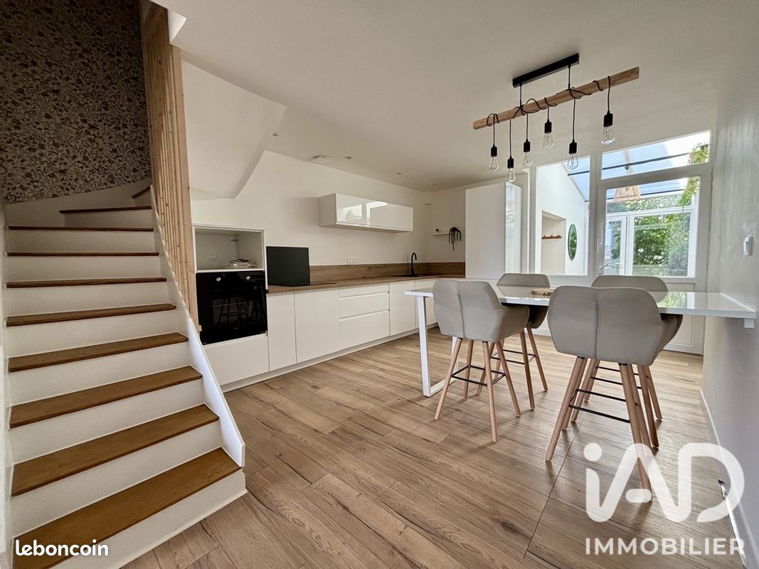 Maison 4 pièces 94 m² · à Thouars · 94 m² · 165 000 €