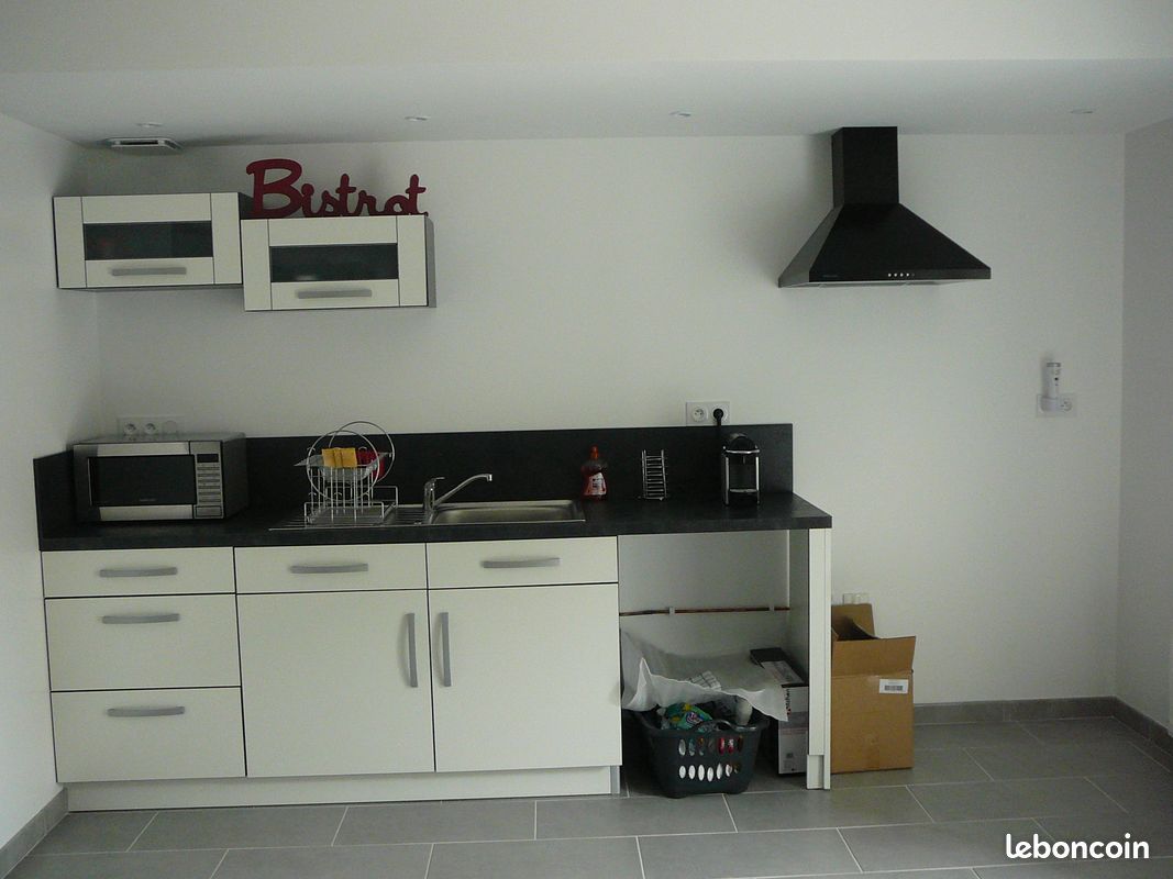Maison 3 pièces 90 m² · à Aslonnes · 90 m² · 610 €