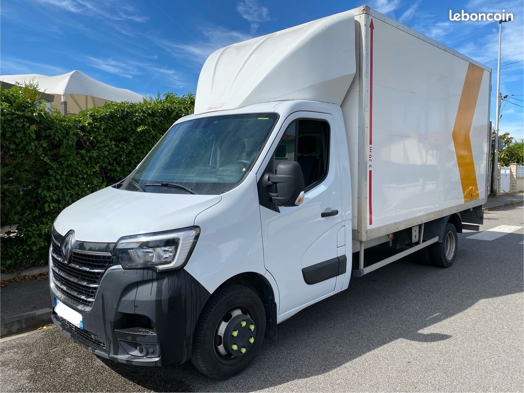 Loa 36 mois renault master 20m3 hayon grd confort (image 1)